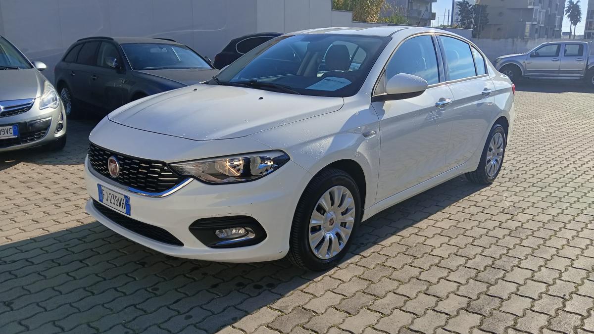 Fiat Tipo 1.3 Mjt 95cv 4 porte Easy